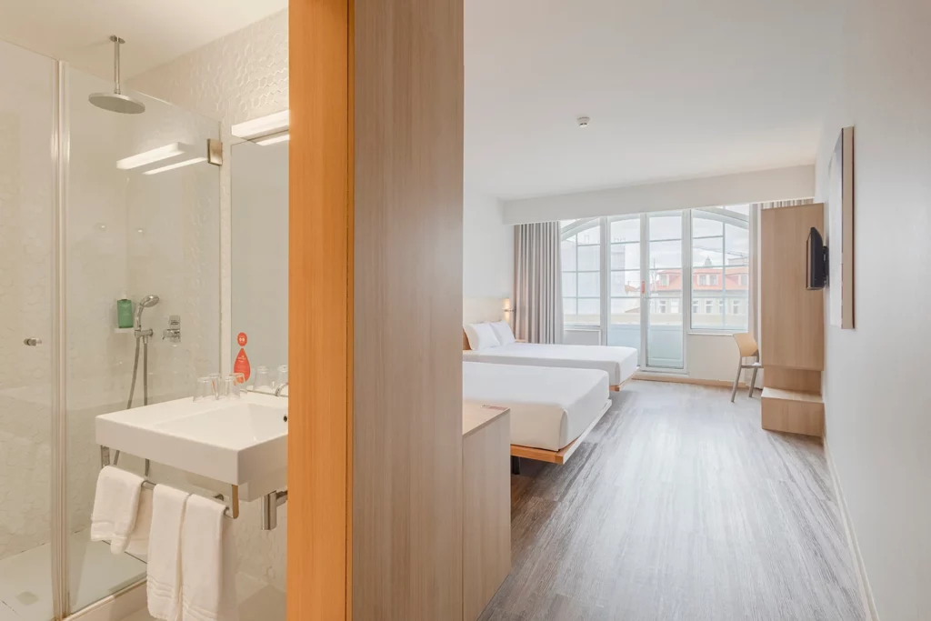 4 MoovHotelPortoCentro